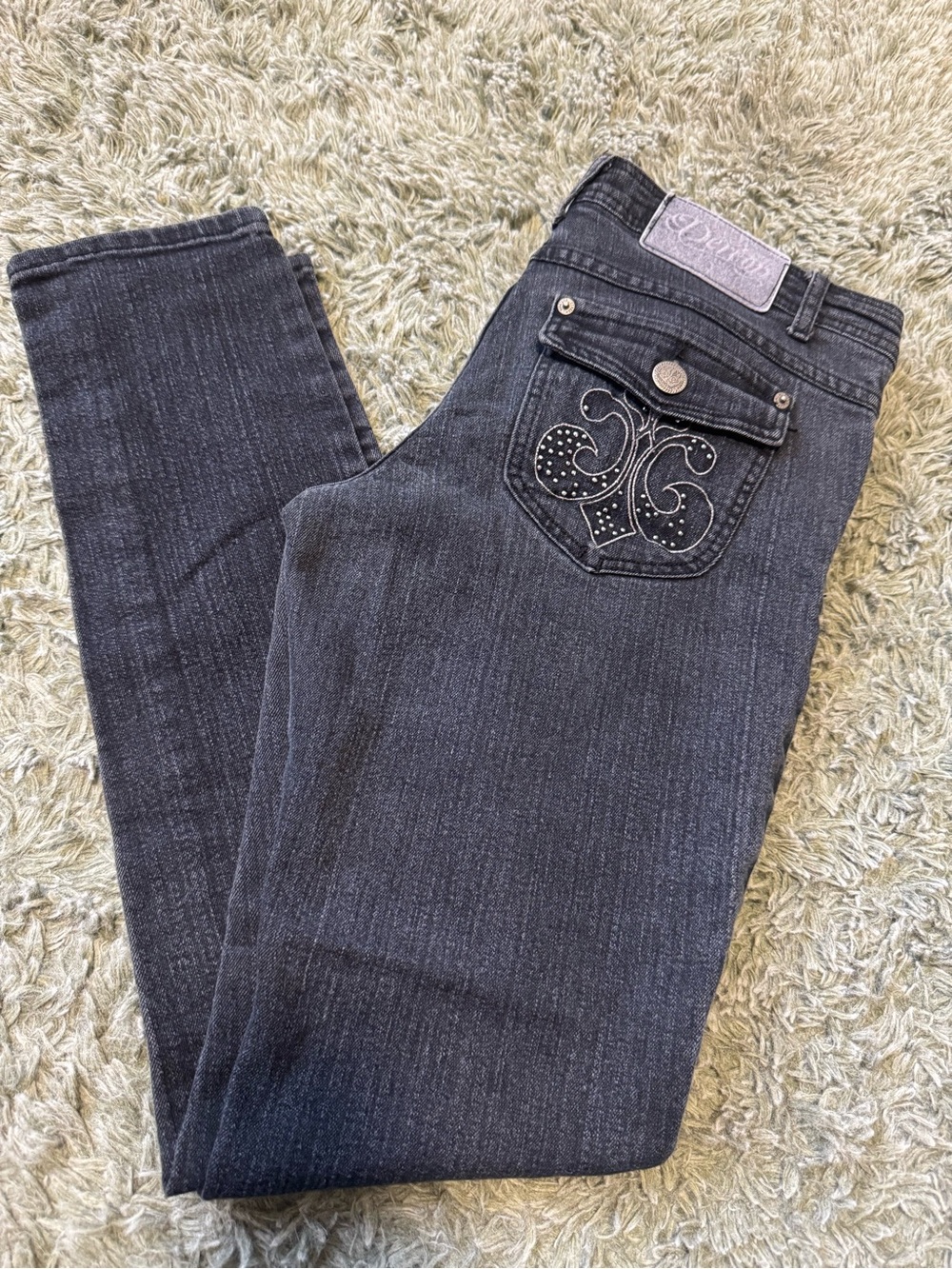 Dereon jeans women’s